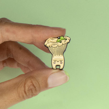 Pin Sapito